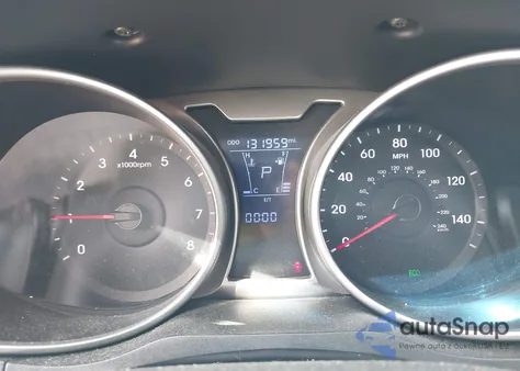 2012 Hyundai Veloster Base W/Black z USA, uszkodzony, nr VIN KMHTC6AD4CU028286